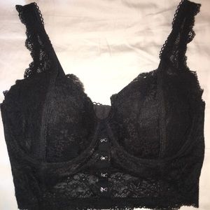 Victoria Corset  like crop top